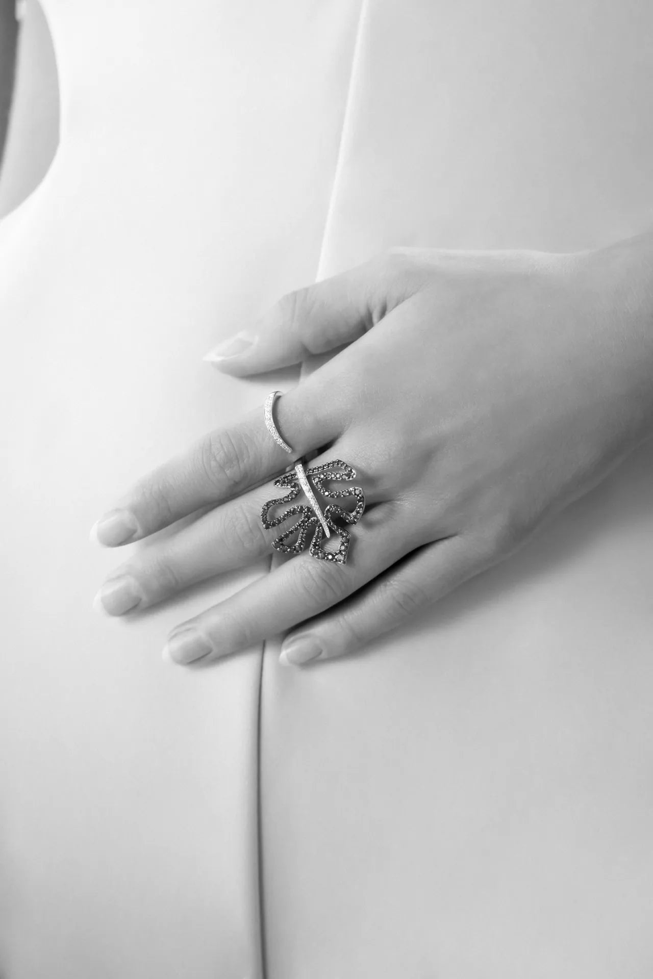 Anello deliciosa, oro rosa, diamanti e rubini (big size) | ELENÈRE – vista 4